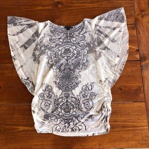 🍒 5/$20 Butterfly Sleeve Print Knit Top